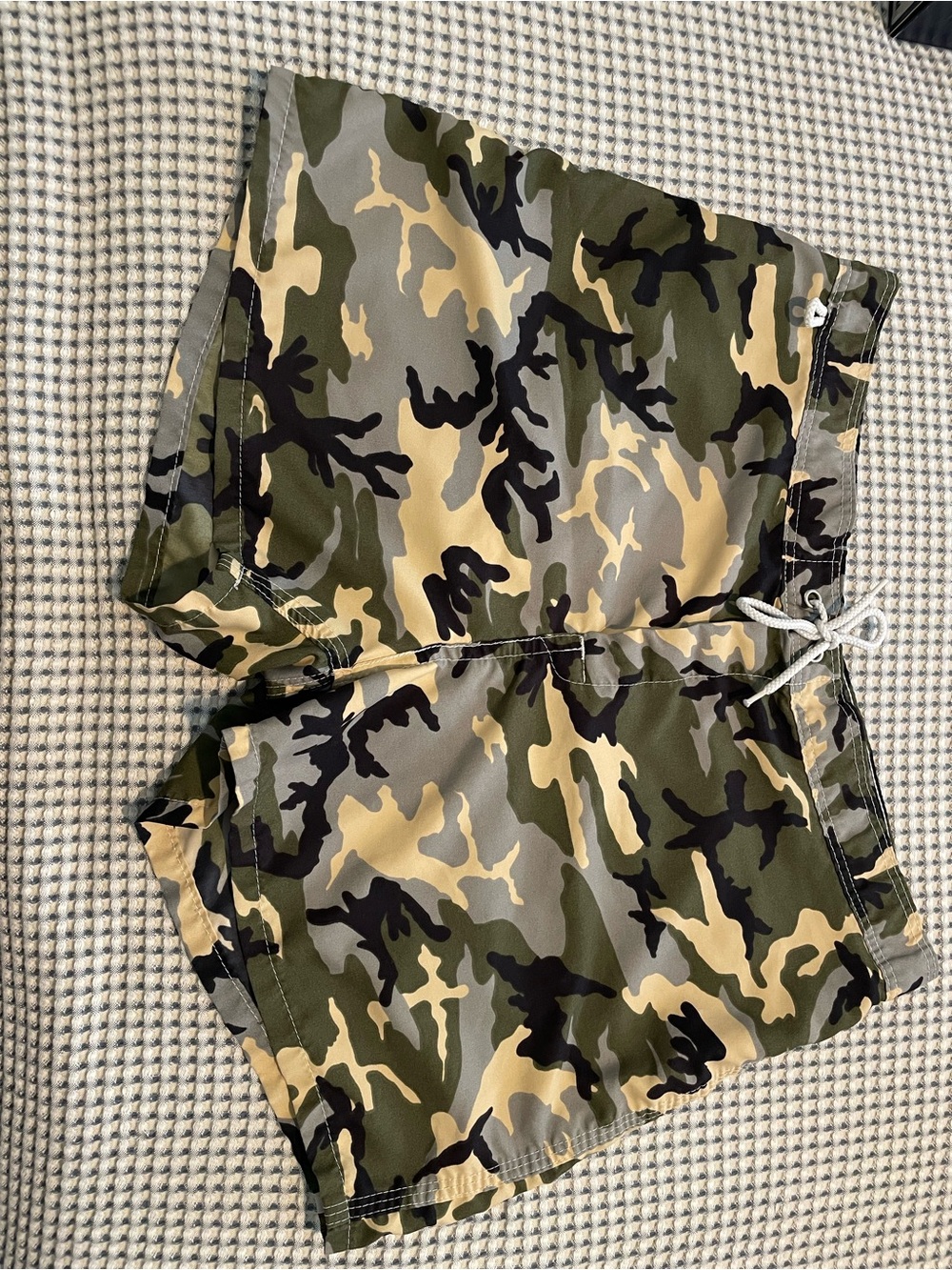 Sundek Men's Camo Board Shorts - sz 32